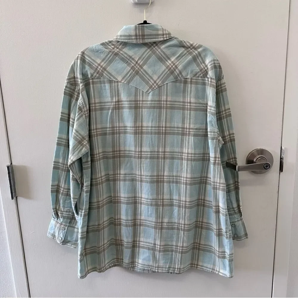 Levi's‎ Classic Fit Snap Front Long Sleeve Plaid Western Shirt